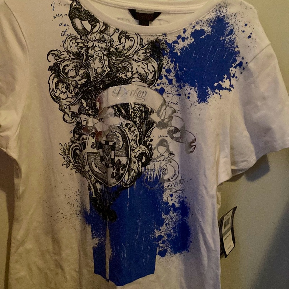 Women’s extra large T-shirt for sale brand new with tags